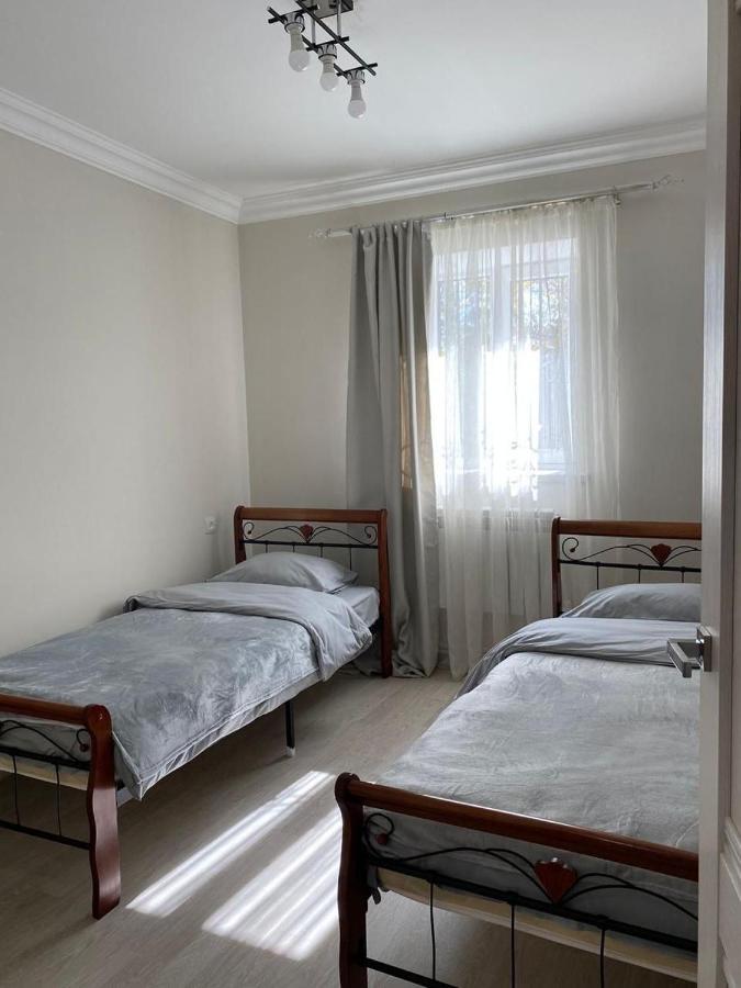 Lidiani Guest House Гюмри Екстериор снимка